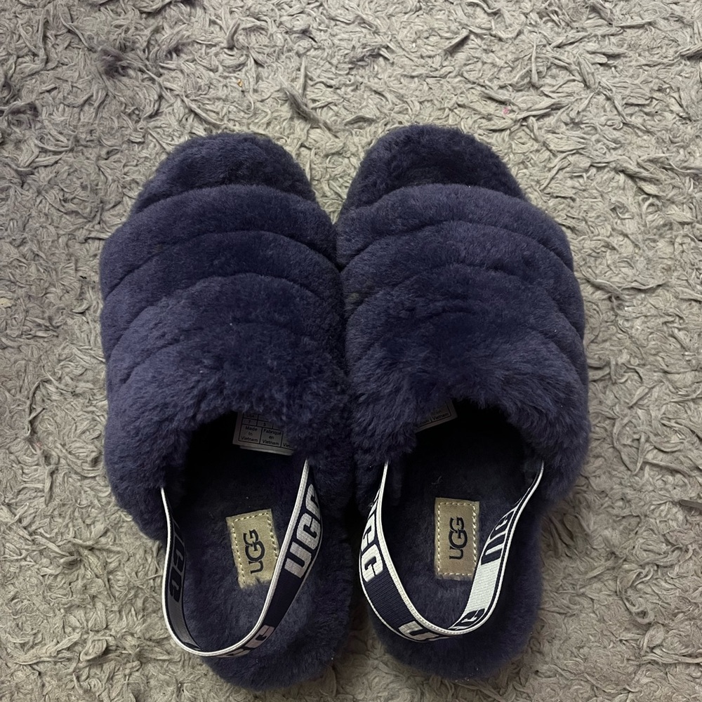 UGG Fluffy purple  Slippers